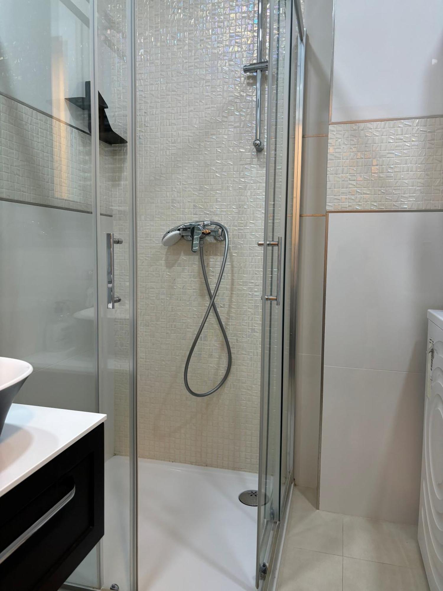 City East Apartment Zagreb With Private Parking エクステリア 写真