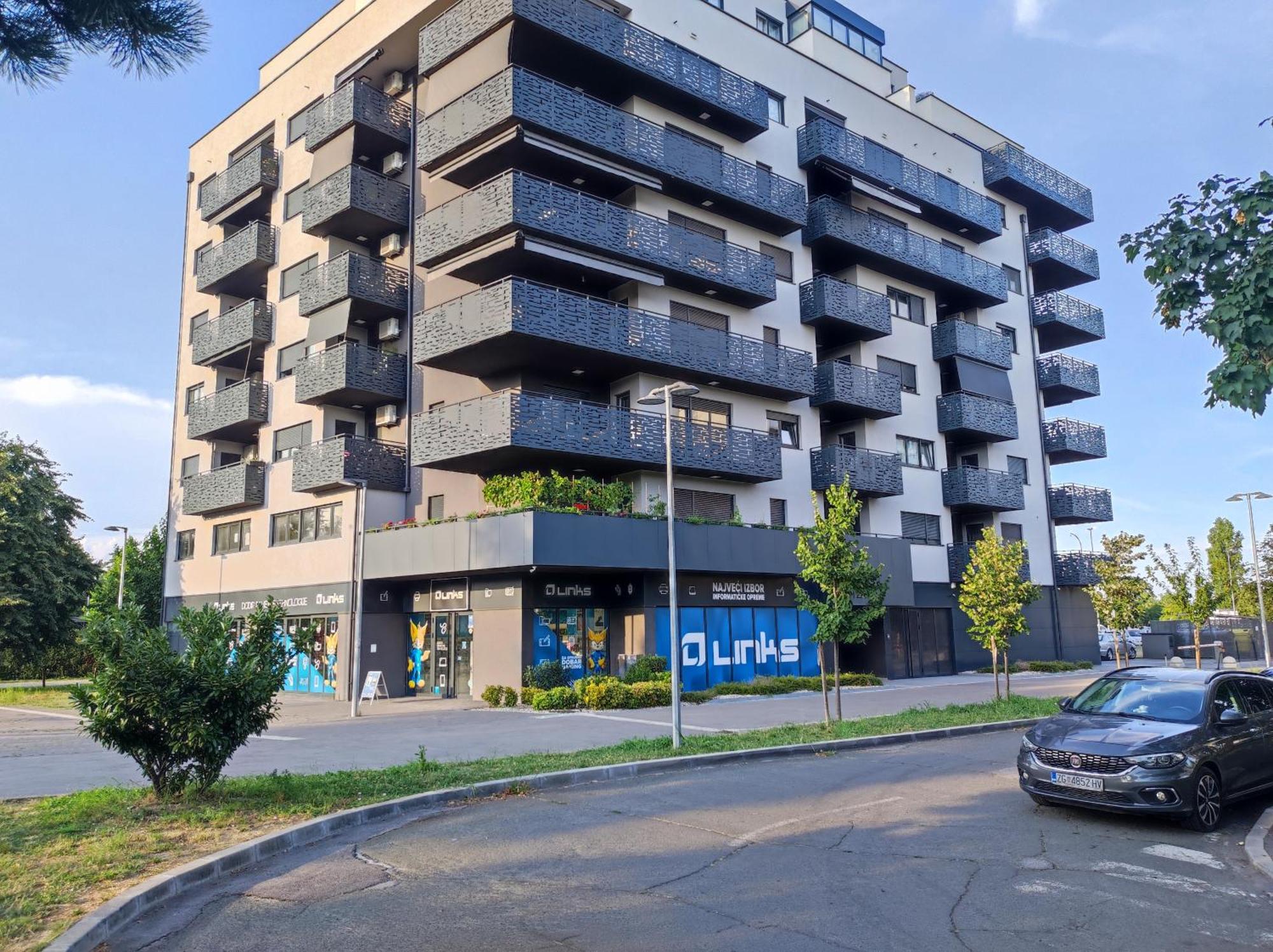 City East Apartment Zagreb With Private Parking エクステリア 写真